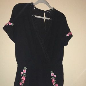 🌷Crochet Black Floral Design Deep Plunge Romper